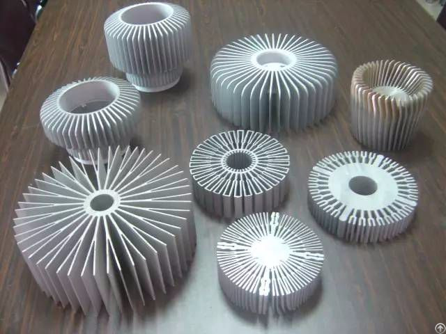 Customized Aluminium Radiator And Heat Sink For Lighting