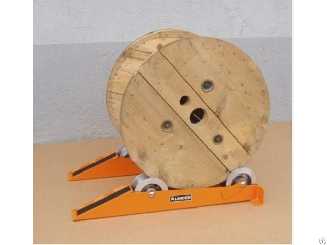 Track Type Cable Drum Jacks