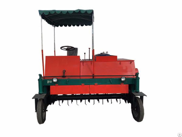 Self Propelled Wheel Windrow Turner