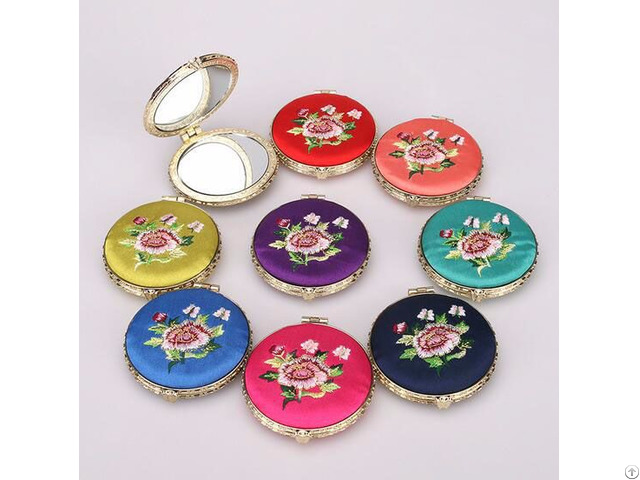 Chinese Style Embroidery Cosmetic Mirror