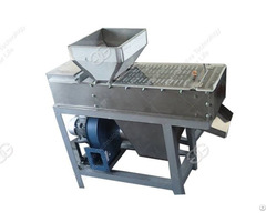 Dry Type Peanut Peeling Machine With High Quality