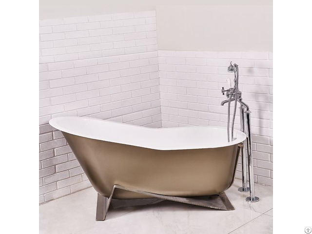 Freestanding Cast Iron Bath Queen