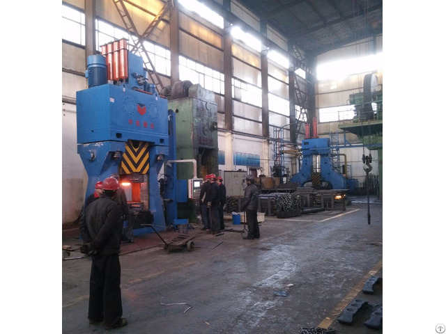 Motorcycle Parts Forge On Chinese Most Energy Saving Hydraulic Die Forging Hammer 4tons