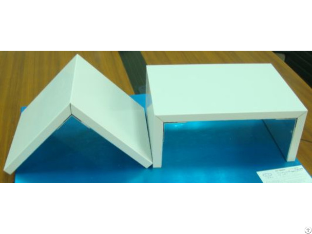 Box Shaped Hem Edge