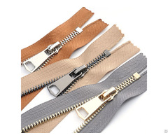 No 5 Metal Zipper