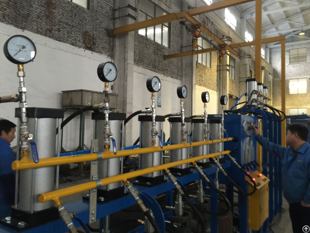Lpg Cylinder Hydrostatic Testing Machine