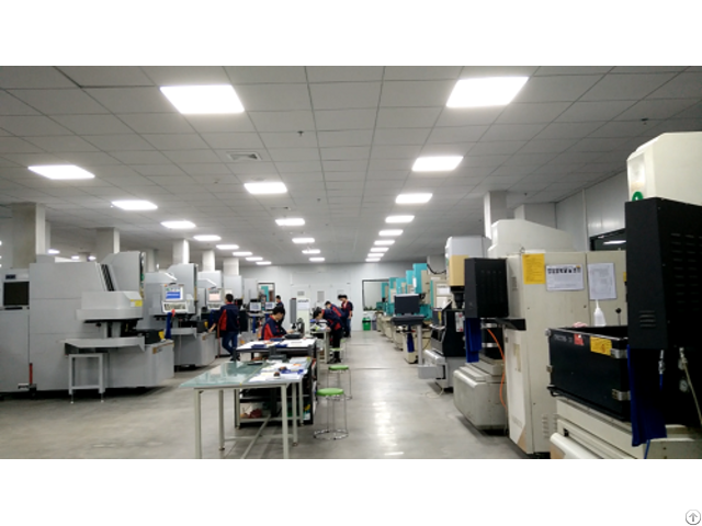 The Precision Mold Components With Obvious Advantages In Yize Mould