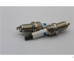 Iridium Long Life Spark Plug Sk20br11 90919 01230