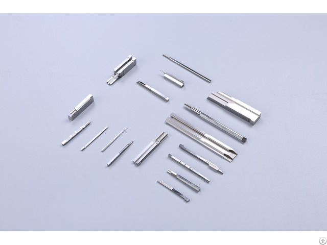 Yize Mould Easily Deformed Inserts With Grinding And Edm Processing Quality Assured