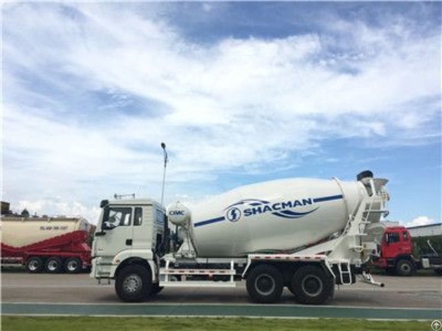 High Efficiency Shacman Chassis 12cbm Hydraulic Pump Concrete Mixer Truck Manufacturer