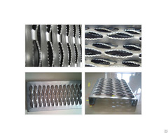 Twenty Years Factory Supply Crocodile Mouth Hole Shape Perforated Anti Skid Plate