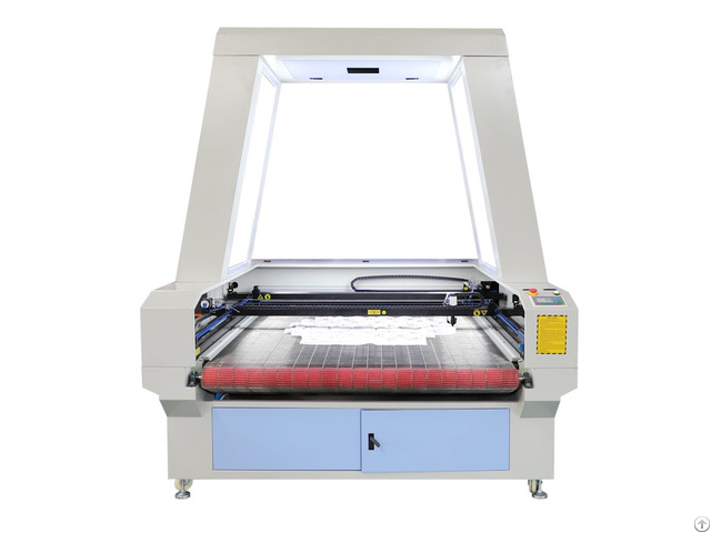 Auto Feeding Co2 Laser Cutting Machine With Camera 1610