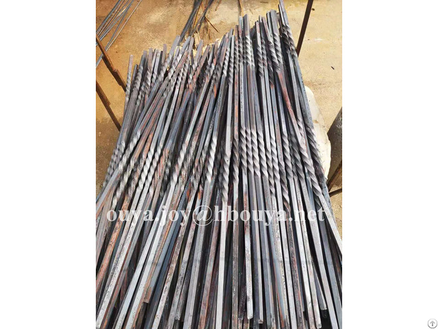High Qulity Ornamental Double Twist Iron Spindles
