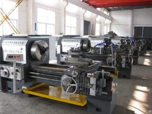 Hy 1320 Lathe Machine