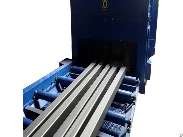 Steel Plate Shot Blasting Machine1