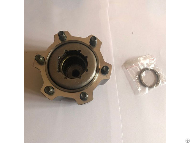 Free Wheel Hub For Nissan Pick Up 40250 Vb200