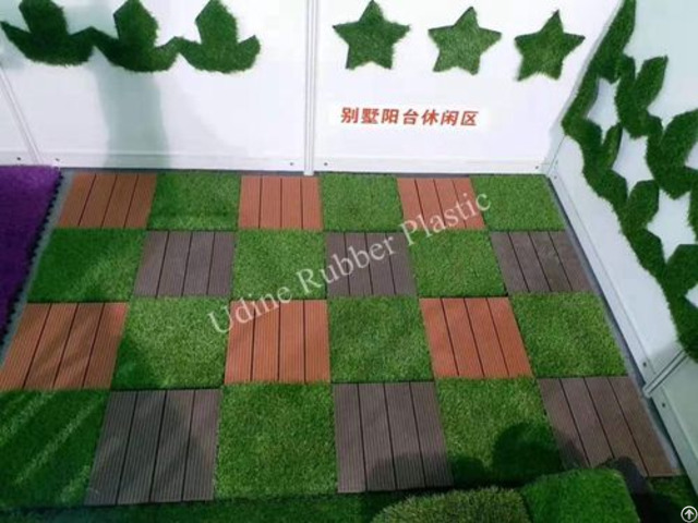 Interlocking Artificial Grass Tiles