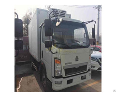 Howo 4x2 5 Ton Refrigerator Van Truck