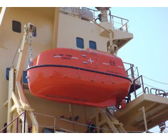 Sale Solas Approval Totally Enclosed Life Boat Rescuefor 20p With Davit