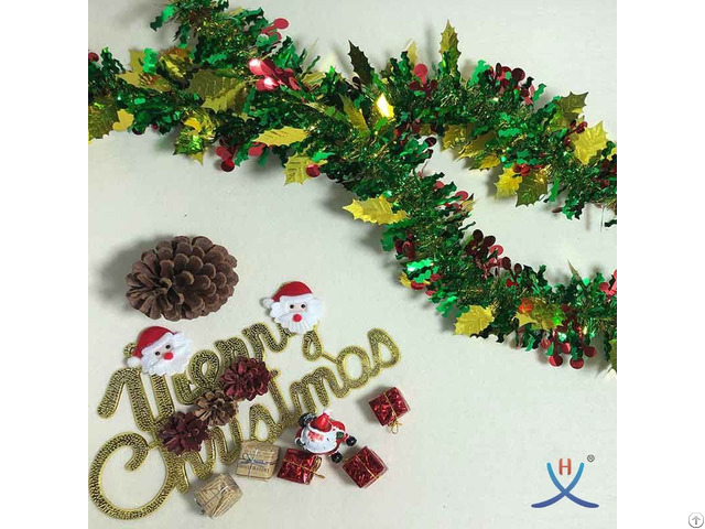 Hexing Hot New Christmas Berry And Leaf Tinsel Foil Garland Special Gift Party With Wavy Strands