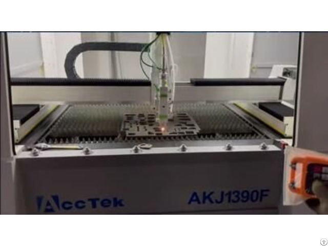 Small Precision Fiber Laser Cutting Machine