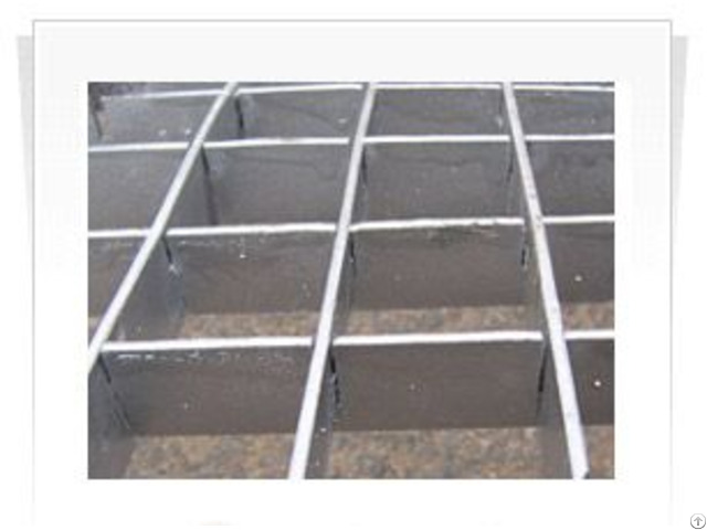 Plug Steel Grating