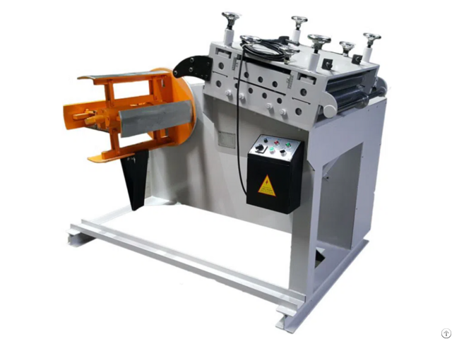 Sheet Steel Straightener And Uncoiler