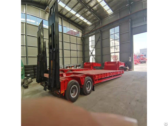 Custom Made The Trailer And Hydraulic Lift Machine