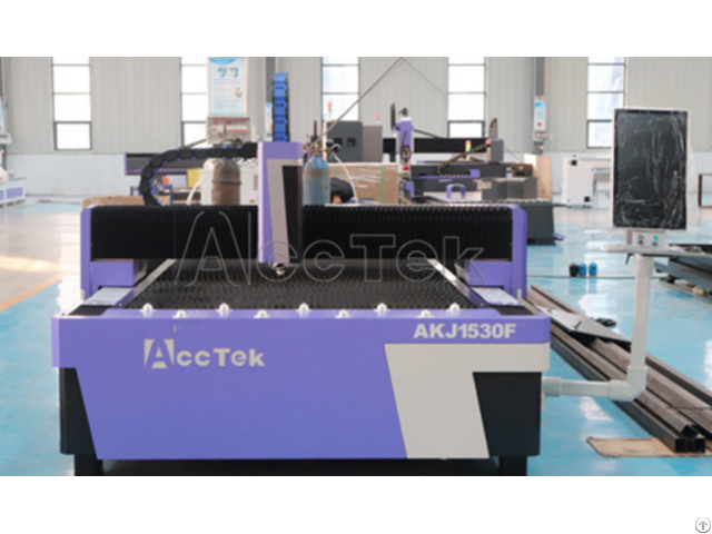 Cut Stainless Steel 1kw Fiber Laser Metal Cutting Machine