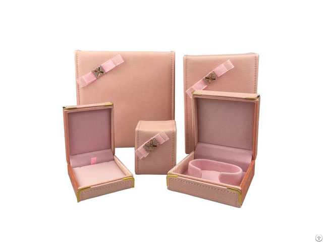 Golden Triangle Edge Style Jewelry Box