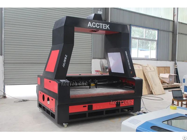Ccd Camera Polyester Fabric Laser Cutting Machine For Textile