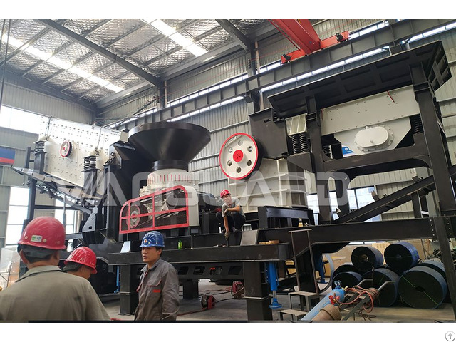 Factory Price Mobile Crushing Plant Portable Stone Crusher Machine For Sale