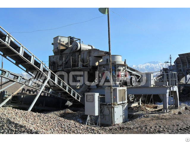 Mobile Mining Crushing Plant Wheel Moving Cone Crusher Machinery