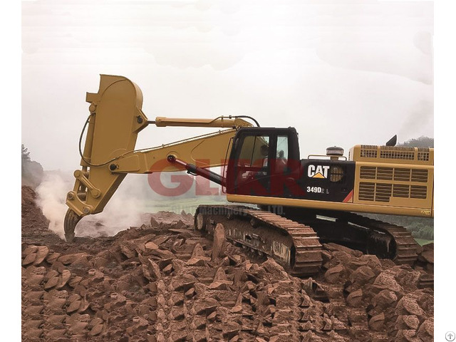Long Reach Boom For Pond Dredging