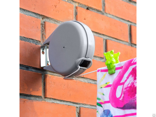 A Plastic Washing Line