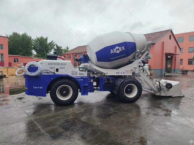 Self Loading Concrete Mixer Truck In Aimix
