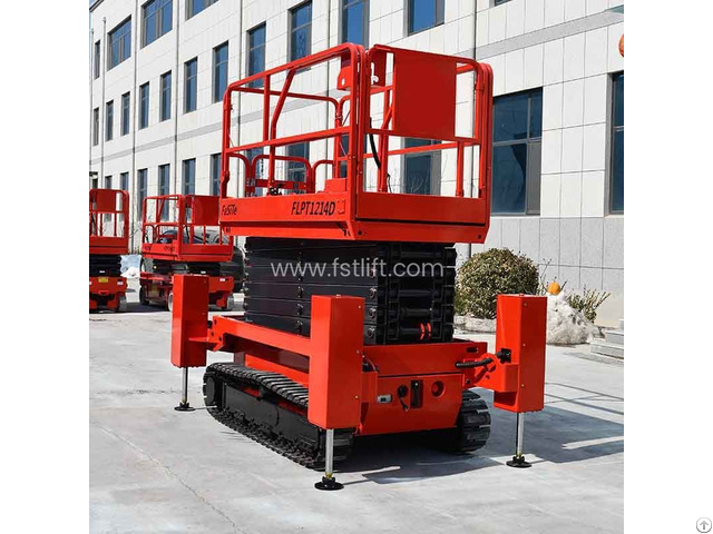 Tracked Scissor Lift