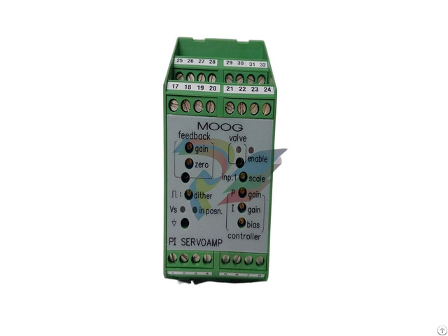 Moog G122 824 002 P I Servoamplifier