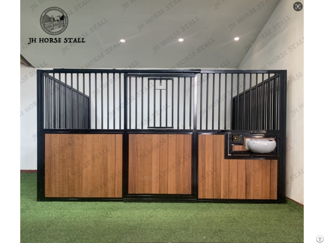 Luxury Customized Outdoor Stable Front Panel Swing Door Horse Stall