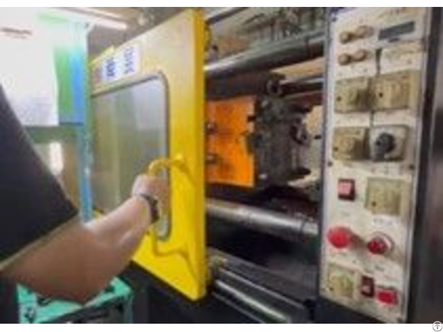 Insert Injection Molding