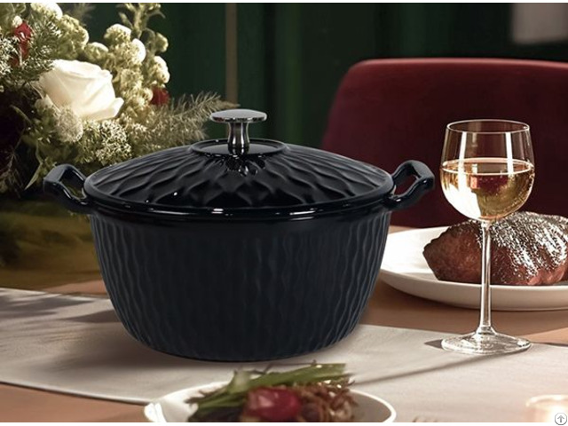 Professional Ripple Design Cast Iron Dutch Oven For Even Cooking Professional Ripple Design Cast Iron Dutch Oven For Even Cooking