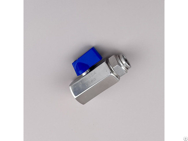 A 305 1 6006 Series Beer Tower With Led Lights On The Sides Pegasus