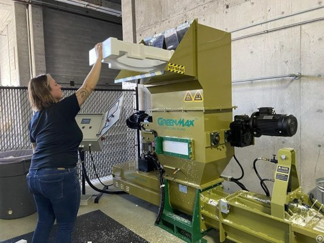 How Eps Recycling Machines Help Retailers Cut Operational Costs
