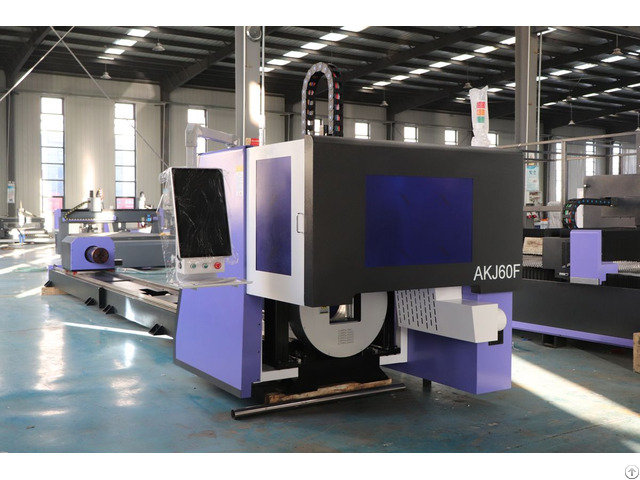 Professional Metal Tube Laser Cutting Machine Akj60f