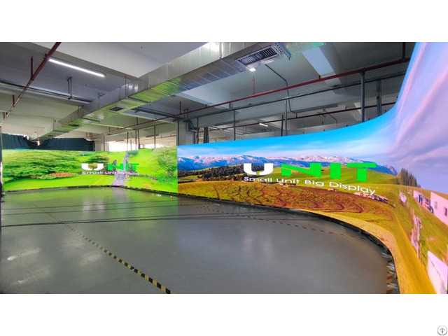 Curved Led Displays Redefining Visual Communication In Commercial Spaces