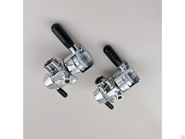 C 203 3 Columnar Beer Tower With Led Lights On The Sides Chrome Plated Surface Non Adjustable Faucet