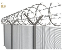 Threed Curved Fence