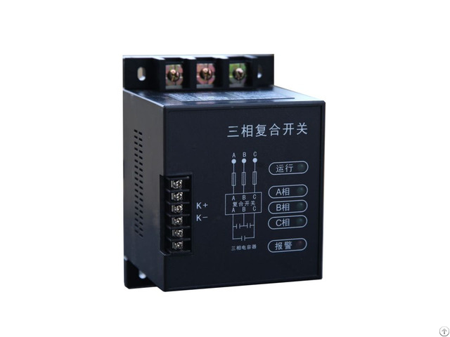 A Thyristor Switches