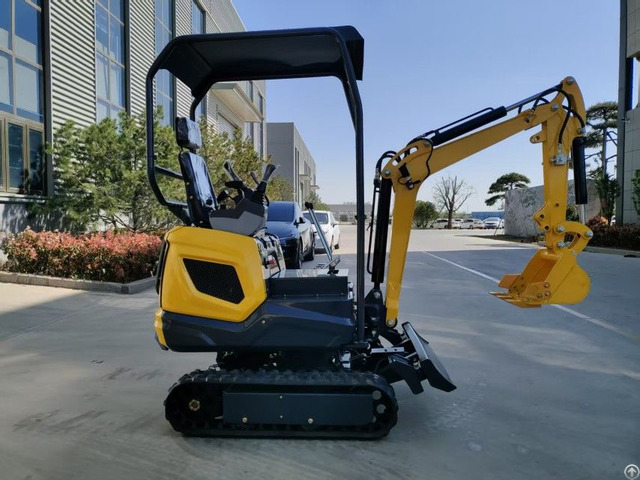 Ym15 Pro Crawler Mini Excavator 1 4 Ton Engine Motor
