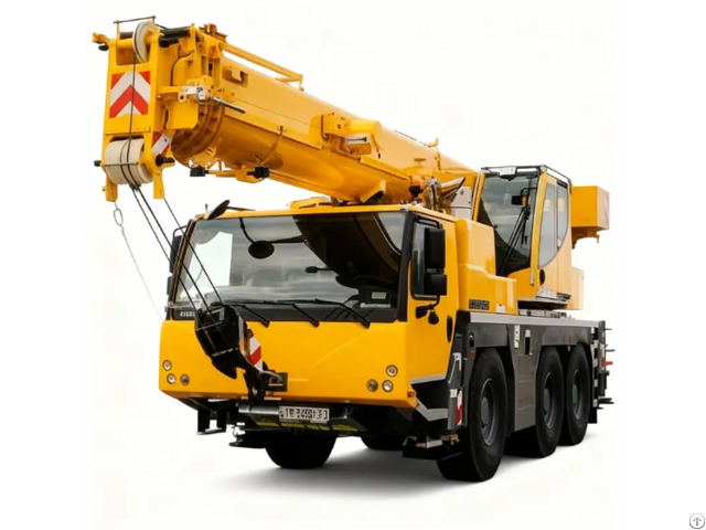 Medium Sized Crane For Construction And Industrial Lifting